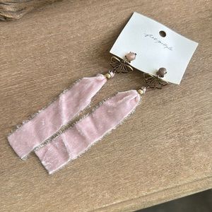 Free People Lulu Dangles